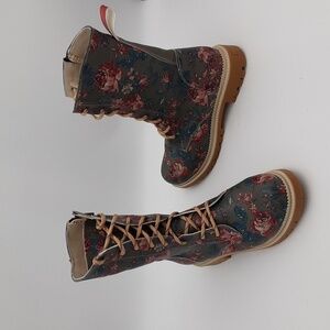 Goby Anthropologie Floral biker boots women 40 vegan leather boho Y2K fairy